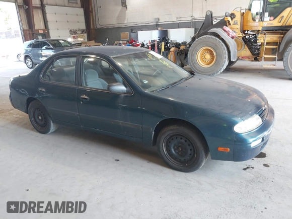 1996 Nissan Altima XE with VIN 1N4BU31D4TC139105, listed as a IAAI auction lot 40241213 with 115,817 mi miles and . Bid and sale history available at DreamBid. Image 1.