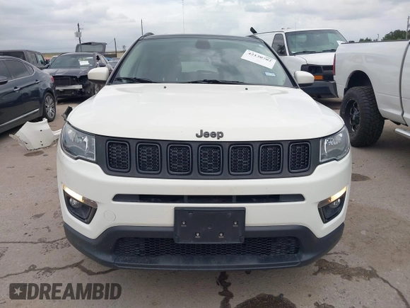 2020 Jeep Compass Latitude z VIN 3C4NJCBB3LT211543, wystawiony jako IAAI lot #42130702 z przebiegiem 70 227 mil mil oraz . Historia ofert i sprzedaży dostępna na DreamBid. Obrazek 13.