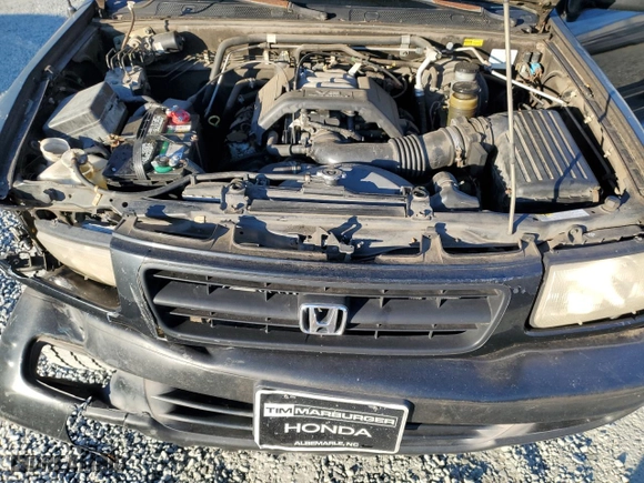 1998 Honda Passport LX with VIN 4S6CM58W7W4419247, listed as a Copart auction lot 88231175 with 194,105 mi miles and Salvage Title. Bid and sale history available at carsss.com. Image 12.