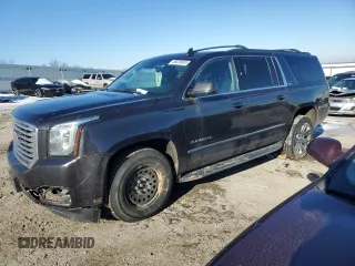 2017 GMC Yukon XL SLT z VIN 1GKS2GKC0HR243998, wystawiony jako Copart lot #88520605 z przebiegiem 188 253 mil mil oraz Szkoda całkowita • Salvage title. Historia ofert i sprzedaży dostępna na DreamBid. Obrazek 1.