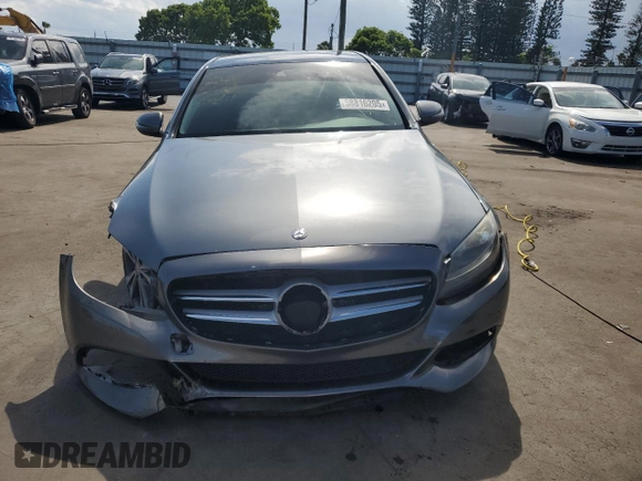 2017 Mercedes-Benz C 300 z VIN WDDWF4JB2HR248909, wystawiony jako Copart lot #58816205 z przebiegiem 117 423 mil mil oraz Szkoda całkowita • Salvage title. Historia ofert i sprzedaży dostępna na DreamBid. Obrazek 5.