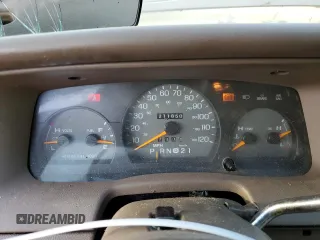 1997 Mercury Grand Marquis LS with VIN 2MELM75W3VX692074, listed as a Copart auction lot 52542335 with 211,850 mi miles and Salvage Title. Bid and sale history available at DreamBid. Image 9.