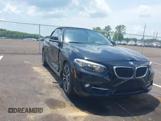 2015 BMW 2 Series 228i с VIN WBA1K5C50FV473960, выставлен на аукционе IAAI как лот 42746879 с пробегом 77 322 миль миль и . История ставок и продаж доступна на DreamBid. Изображение 1.