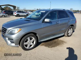 2014 Mercedes-Benz M ML 550 with VIN 4JGDA7DB3EA272977, listed as a Copart auction lot 86372044 with 118,890 mi miles and Salvage Title. Bid and sale history available at carsss.com. Image 1.
