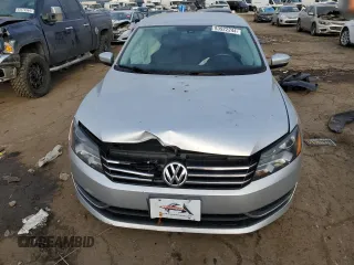 2015 Volkswagen Passat 1.8T Wolfsburg Ed with VIN 1VWAT7A36FC050547, listed as a Copart auction lot 83922244 with 82,191 mi miles and Salvage Title. Bid and sale history available at carsss.com. Image 5.