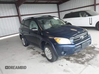 2006 Toyota RAV4 with VIN JTMZD33V266014430, listed as a IAAI auction lot 41820953 with 181,962 mi miles. Bid and sale history available at carsss.com. Image 1.