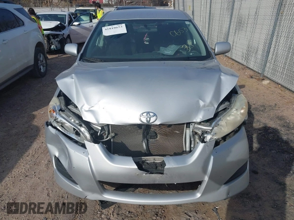 2011 Toyota Matrix z VIN 2T1KU4EE6BC727547, wystawiony jako IAAI lot #41810653 z przebiegiem Nie podano mil oraz . Historia ofert i sprzedaży dostępna na DreamBid. Obrazek 12.