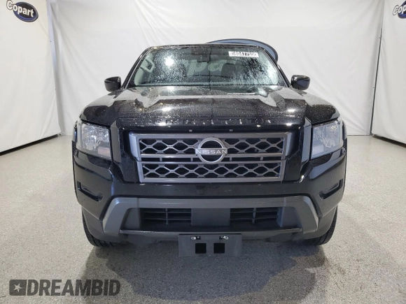 2024 Nissan Frontier SV z VIN 1N6ED1EJ1RN672132, wystawiony jako Copart lot #58047755 z przebiegiem 15 884 mil mil oraz Czysty tytuł • Clean title. Historia ofert i sprzedaży dostępna na DreamBid. Obrazek 5.