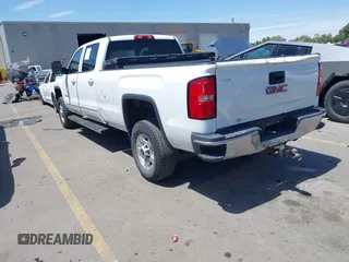 2016 GMC Sierra 2500HD SLE z VIN 1GT12SEG9GF180988, wystawiony jako IAAI lot #42321220 z przebiegiem 195 188 mil mil oraz . Historia ofert i sprzedaży dostępna na DreamBid. Obrazek 3.