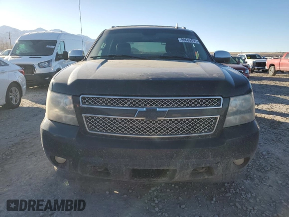 2008 Chevrolet Avalanche LTZ with VIN 3GNFK12Y48G106561, listed as a Copart auction lot 88689495 with 321,031 mi miles and Salvage Title. Bid and sale history available at DreamBid. Image 5.