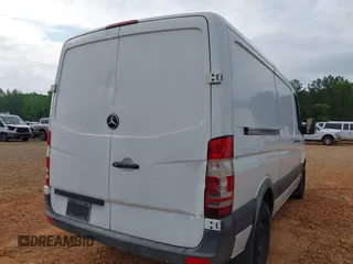 2016 Mercedes-Benz Sprinter Cargo with VIN WD3PE7DD5GP319654, listed as a IAAI auction lot 42169240 with 264,577 mi miles. Bid and sale history available at carsss.com. Image 6.
