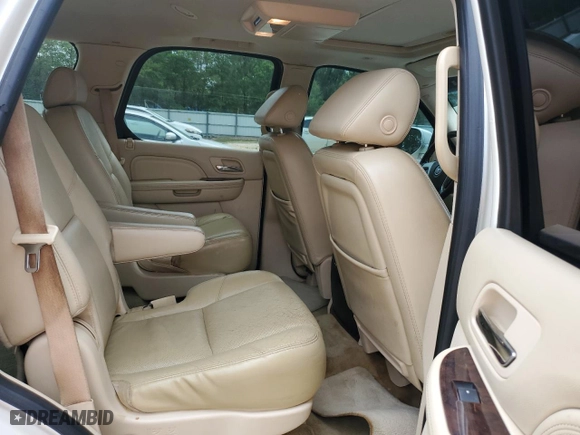 2007 Cadillac Escalade with VIN 1GYFK63817R383956, listed as a Copart auction lot 51505585 with 209,418 mi miles and Clean Title. Bid and sale history available at carsss.com. Image 11.