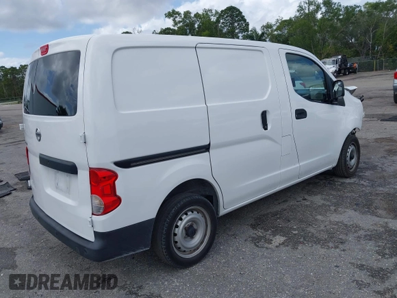 2015 Nissan NV200 SV with VIN 3N6CM0KNXFK728840, listed as a IAAI auction lot 42013485 with 138,479 mi miles. Bid and sale history available at carsss.com. Image 4.