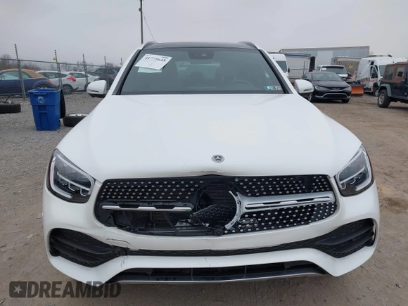 2022 Mercedes-Benz GLC 300 z VIN W1N0G8EB6NG096681, wystawiony jako IAAI lot #41775648 z przebiegiem 10 676 mil mil oraz . Historia ofert i sprzedaży dostępna na DreamBid. Obrazek 12.