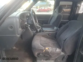 1999 Chevrolet Silverado 1500 LT with VIN 2GCEK19T7X1228966, listed as a Copart auction lot 85702274 with 296,263 mi miles and Salvage Title. Bid and sale history available at carsss.com. Image 7.