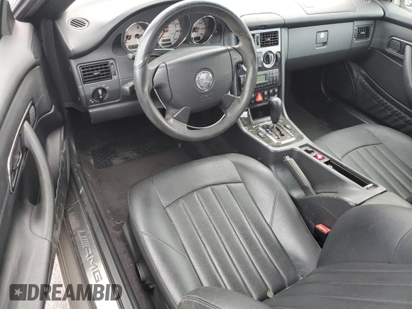 2004 Mercedes-Benz SLK с VIN WDBKK66FX4F305105, выставлен на аукционе Copart как лот 47498255 с пробегом 68 896 миль миль и Списание • Salvage title. История ставок и продаж доступна на DreamBid. Изображение 8.
