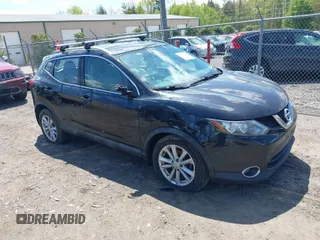 2017 Nissan Rogue Sport SL with VIN JN1BJ1CR2HW111621, listed as a IAAI auction lot 42021526 with 249,847 mi miles. Bid and sale history available at carsss.com. Image 1.