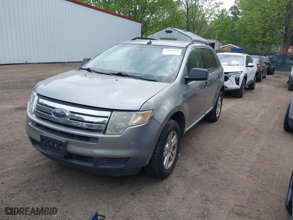 2008 Ford Edge SE with VIN 2FMDK36C38BA96954, listed as a IAAI auction lot 42095172 with 227,457 mi miles. Bid and sale history available at carsss.com. Image 2.