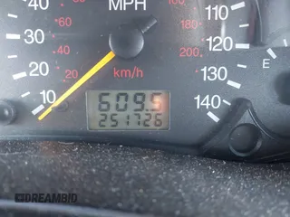 2001 Ford Focus SE with VIN 1FAFP34P21W285724, listed as a IAAI auction lot 41622145 with 251,726 mi miles and . Bid and sale history available at carsss.com. Image 15.
