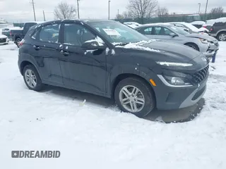 2022 Hyundai Kona SE with VIN KM8K2CAB1NU889343, listed as a IAAI auction lot 41245828 with 39,957 mi miles. Bid and sale history available at carsss.com. Image 1.