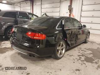 2011 Audi S4 Premium Plus z VIN WAUBGAFL4BA056609, wystawiony jako IAAI lot #41221310 z przebiegiem 145 992 mil mil oraz . Historia ofert i sprzedaży dostępna na DreamBid. Obrazek 4.