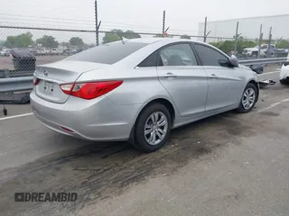 2012 Hyundai Sonata GLS z VIN 5NPEB4AC9CH336978, wystawiony jako IAAI lot #42116129 z przebiegiem 253 028 mil mil oraz . Historia ofert i sprzedaży dostępna na DreamBid. Obrazek 4.