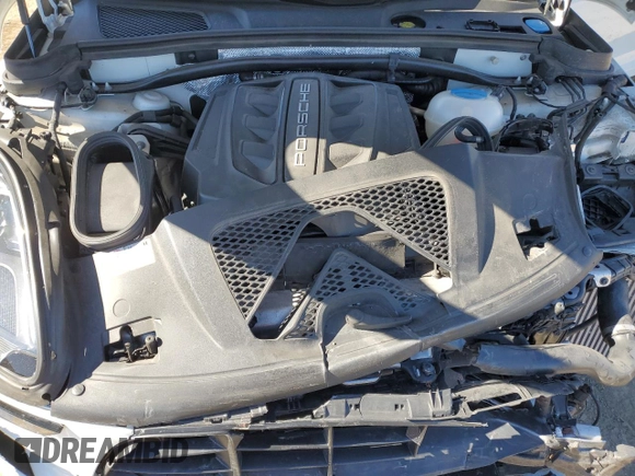 2018 Porsche Macan GTS with VIN WP1AG2A55JLB61657, listed as a Copart auction lot 76485304 with Not Provided miles and Salvage Title. Bid and sale history available at DreamBid. Image 12.