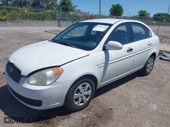 2009 Hyundai Accent Auto GLS with VIN KMHCN46C29U331834, listed as a IAAI auction lot 42027159 with 68,527 mi miles. Bid and sale history available at carsss.com. Image 17.