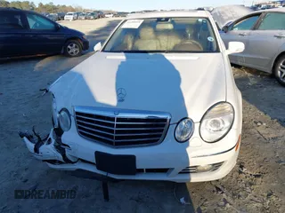2008 Mercedes-Benz E 350 Luxury z VIN WDBUF56X18B271715, wystawiony jako IAAI lot #41180934 z przebiegiem 120 797 mil mil oraz . Historia ofert i sprzedaży dostępna na DreamBid. Obrazek 12.
