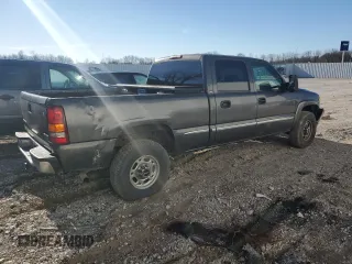 2002 GMC Sierra 1500HD SLE z VIN 1GTGC13U22F171102, wystawiony jako Copart lot #47178475 z przebiegiem Nie podano mil oraz Szkoda całkowita • Salvage title. Historia ofert i sprzedaży dostępna na DreamBid. Obrazek 3.