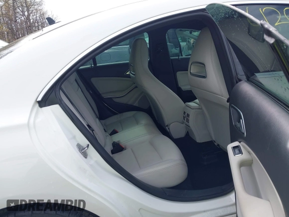 2019 Mercedes-Benz CLA 250 with VIN WDDSJ4EB2KN742032, listed as a IAAI auction lot 42000770 with 114,682 mi miles and . Bid and sale history available at DreamBid. Image 8.