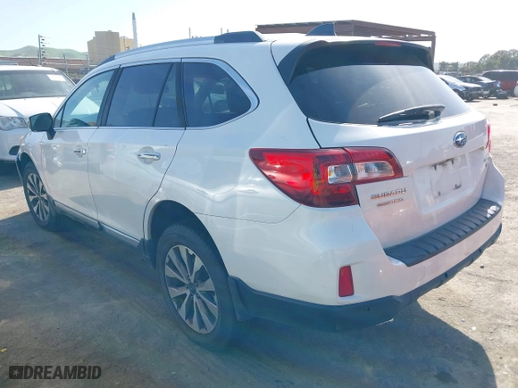 2017 Subaru Outback Touring with VIN 4S4BSETC5H3382683, listed as a IAAI auction lot 41992656 with 226,518 mi miles. Bid and sale history available at carsss.com. Image 3.