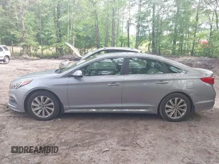 2015 Hyundai Sonata Limited with VIN 5NPE34AF3FH212491, listed as a IAAI auction lot 42195860 with 139,268 mi miles and . Bid and sale history available at carsss.com. Image 14.