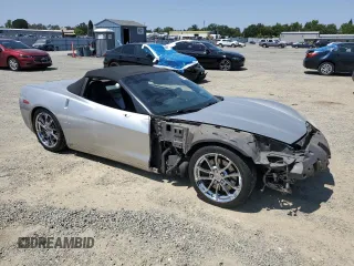 2007 Chevrolet Corvette z VIN 1G1YY36U975116245, wystawiony jako Copart lot #59045645 z przebiegiem 265 138 mil mil oraz Szkoda całkowita • Salvage title. Historia ofert i sprzedaży dostępna na DreamBid. Obrazek 4.