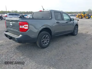 2024 Ford Maverick XLT with VIN 3FTTW8H3XRRB19793, listed as a IAAI auction lot 42074628 with 24,715 mi miles and . Bid and sale history available at carsss.com. Image 4.