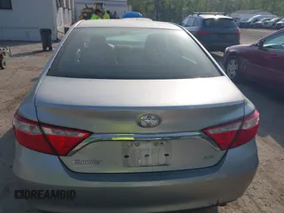 2017 Toyota Camry XLE z VIN 4T1BF1FK8HU376791, wystawiony jako IAAI lot #42114379 z przebiegiem 54 319 mil mil oraz . Historia ofert i sprzedaży dostępna na DreamBid. Obrazek 16.