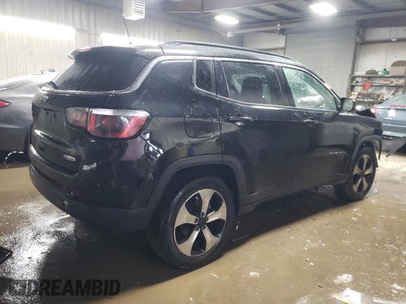 2018 Jeep Compass Latitude z VIN 3C4NJDBB9JT162108, wystawiony jako Copart lot #85360424 z przebiegiem 129 004 mil mil oraz Szkoda całkowita • Salvage title. Historia ofert i sprzedaży dostępna na DreamBid. Obrazek 3.