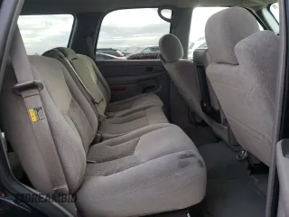 2004 Chevrolet Tahoe LS with VIN 1GNEC13V24R305650, listed as a Copart auction lot 44187625 with 82,000 mi miles and Salvage Title. Bid and sale history available at carsss.com. Image 11.