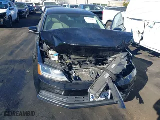 2018 Volkswagen Jetta 1.4T SE with VIN 3VWDB7AJ8JM211535, listed as a IAAI auction lot 41231317 with 68,316 mi miles. Bid and sale history available at carsss.com. Image 6.