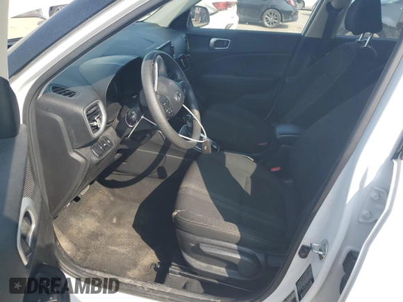 2020 Hyundai Venue SEL with VIN KMHRC8A39LU020858, listed as a Copart auction lot 60042955 with 124,469 mi miles and Salvage title. Bid and sale history available at DreamBid. Image 7.