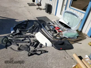 2015 Mercedes-Benz GLA 45 AMG z VIN WDDTG5CB9FJ088977, wystawiony jako Copart lot #44531935 z przebiegiem 132 033 mil mil oraz Szkoda całkowita • Salvage title. Historia ofert i sprzedaży dostępna na DreamBid. Obrazek 13.