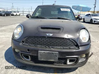 2013 MINI Convertible S with VIN WMWZP3C57DT551006, listed as a Copart auction lot 65291055 with 159,068 mi miles and Clean title. Bid and sale history available at DreamBid. Image 5.