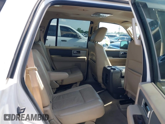 2011 Ford Expedition XLT with VIN 1FMJU1H55BEF13437, listed as a IAAI auction lot 42368594 with 177,150 mi miles and . Bid and sale history available at DreamBid. Image 8.