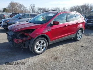 2013 Ford Escape SE z VIN 1FMCU9GXXDUC32561, wystawiony jako IAAI lot #41797455 z przebiegiem 134 934 mil mil oraz . Historia ofert i sprzedaży dostępna na DreamBid. Obrazek 2.