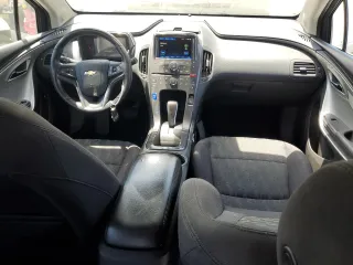 2014 Chevrolet Volt with VIN 1G1RE6E45EU160987, listed as a Copart auction lot 56955745 with 148,167 mi miles and Clean Title. Bid and sale history available at DreamBid. Image 8.