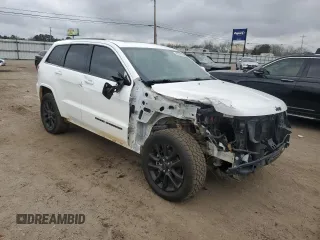 2018 Jeep Grand Cherokee Laredo E with VIN 1C4RJEAG6JC485273, listed as a Copart auction lot 44066545 with 121,539 mi miles and Salvage Title. Bid and sale history available at carsss.com. Image 4.