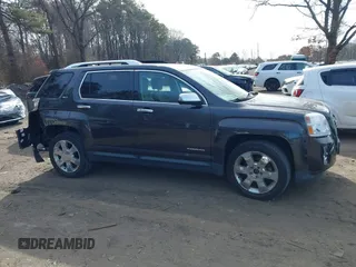 2015 GMC Terrain SLT with VIN 2GKFLYE34F6327900, listed as a IAAI auction lot 41592305 with 44,277 mi miles. Bid and sale history available at carsss.com. Image 13.