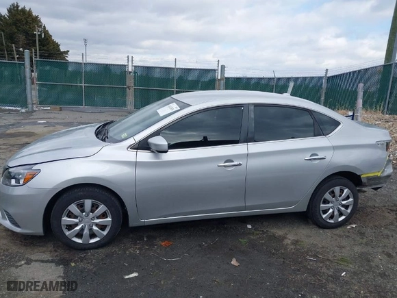 2016 Nissan Sentra SR with VIN 3N1AB7AP1GL666559, listed as a IAAI auction lot 41632834 with 138,395 mi miles. Bid and sale history available at carsss.com. Image 14.