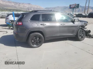 2019 Jeep Cherokee Altitude with VIN 1C4PJMLX1KD385480, listed as a Copart auction lot 74807884 with 17,622 mi miles and Salvage Title. Bid and sale history available at DreamBid. Image 3.