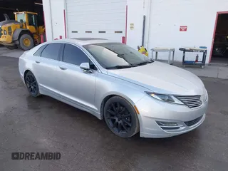 2014 Lincoln MKZ with VIN 3LN6L2G99ER808853, listed as a IAAI auction lot 42157083 with 157,696 mi miles. Bid and sale history available at carsss.com. Image 1.